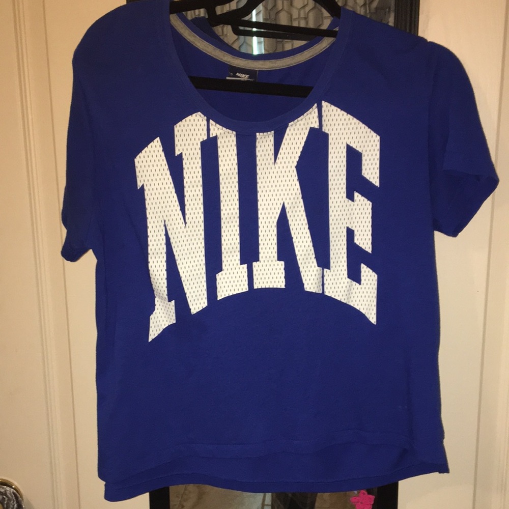 Nike t shirt